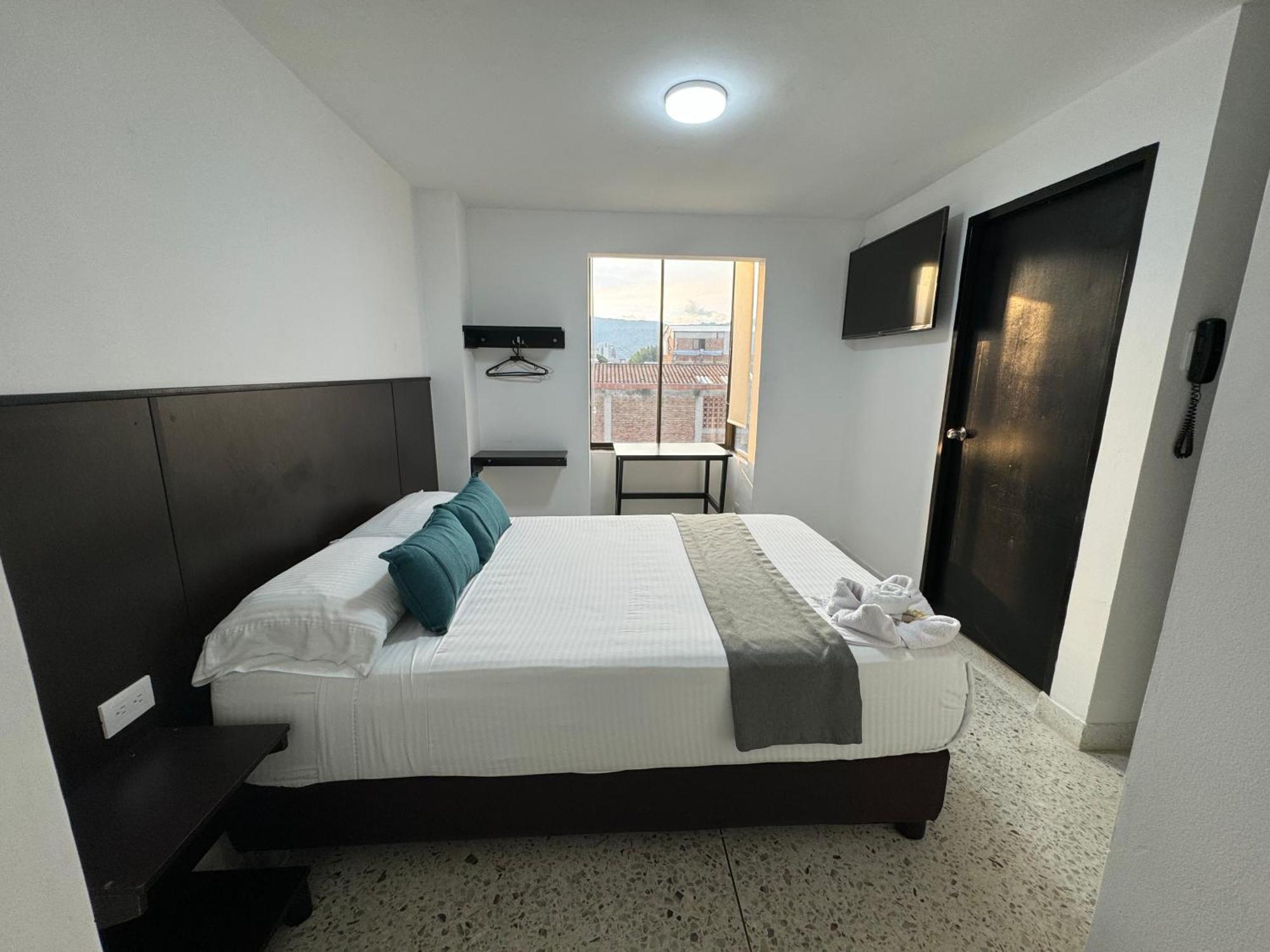 Hotel Mar Inn Cali Eksteriør bilde